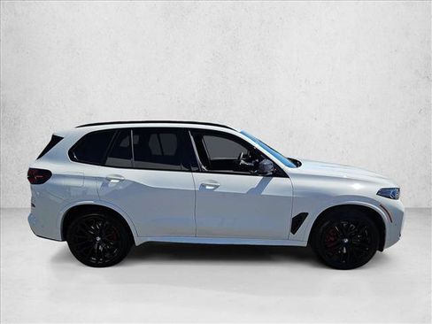 Used 2026 BMW X5 sDrive40i w/ M Sport Package RWD image 4