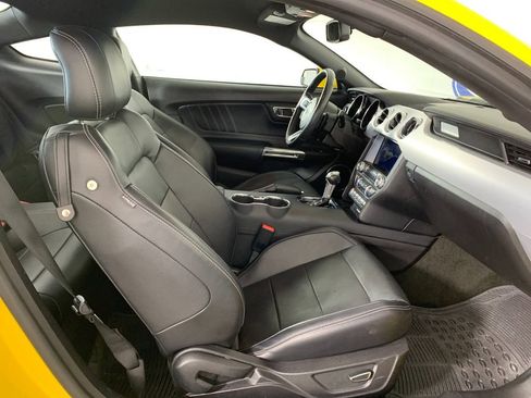 Used 2017 Ford Mustang Premium w/ Enhanced Security Package RWD image 33