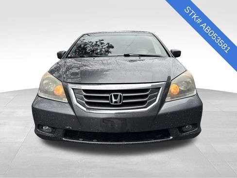 Used 2010 Honda Odyssey Touring image 2