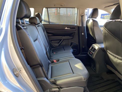 Used 2019 Volkswagen Atlas SE FWD image 18