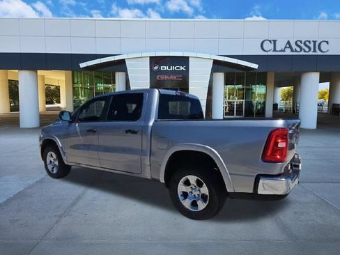 Used 2025 RAM 1500 Big Horn AWD/4WD image 6