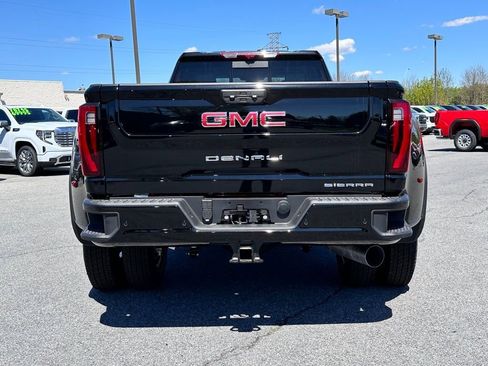 New 2026 GMC Sierra 3500 Denali w/ Denali Reserve Package AWD/4WD image 8