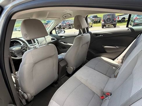 Used 2018 Chevrolet Cruze LS FWD image 22