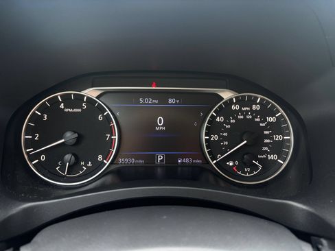 Used 2025 Nissan Altima 2.5 SV FWD image 41