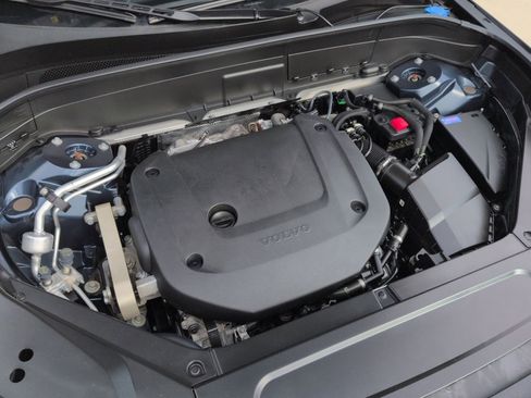 Certified 2023 Volvo XC90 B6 Plus w/ Protection Package Premier image 28