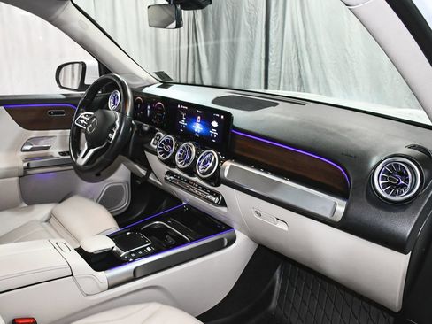 Used 2022 Mercedes-Benz GLB 250 4MATIC image 62