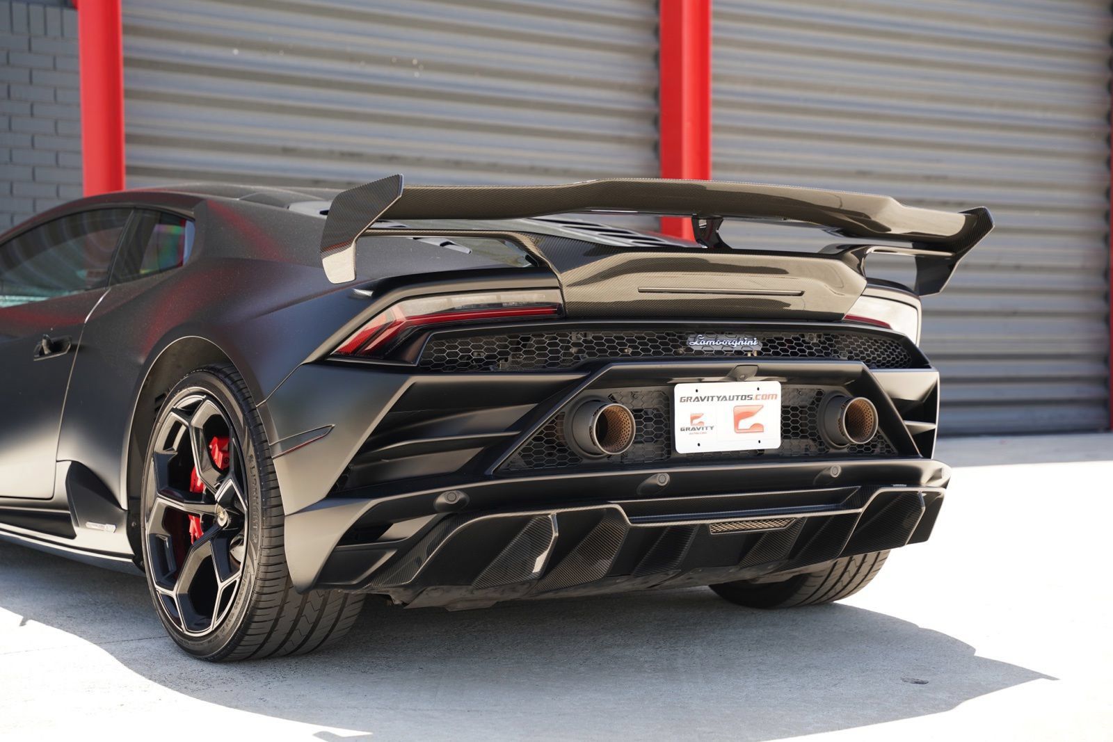 Used 2021 Lamborghini Huracan EVO RWD image 19