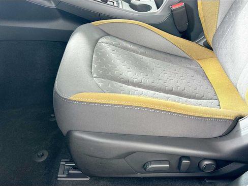 Certified 2025 Subaru Crosstrek 2.5i Sport w/ Crosstrek Mirror Package AWD/4WD image 17