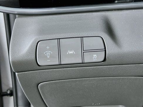 Used 2023 Hyundai Elantra SEL w/ Convenience Package FWD image 10