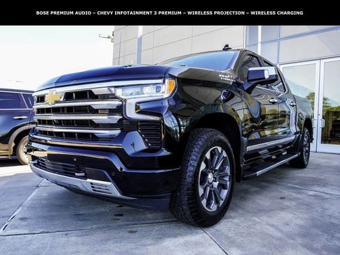 Used 2023 Chevrolet Silverado 1500 High Country w/ Z71 Off-Road Package image 4