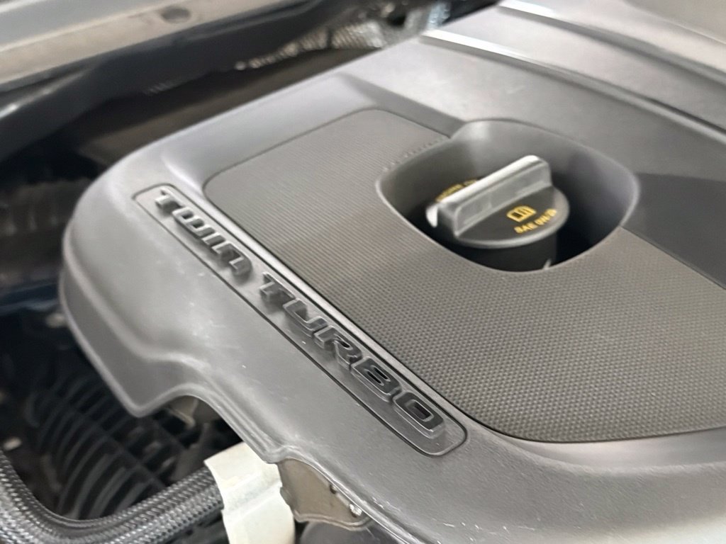 Used 2025 RAM 1500 Warlock AWD/4WD image 10