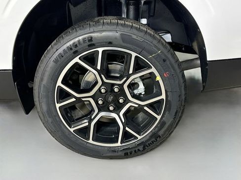 New 2026 Ford Maverick Lariat w/ 4K Tow Package image 31