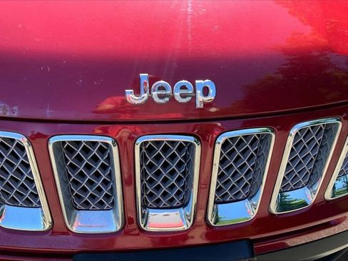 Used 2016 Jeep Compass High Altitude AWD/4WD image 5