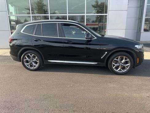 Used 2023 BMW X3 xDrive30i w/ Premium Package image 2