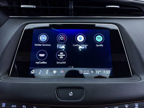 Used 2023 Cadillac XT4 Sport w/ LPO, Onyx Lite Package FWD image 22