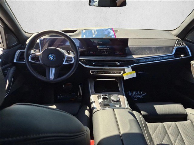 Certified 2026 BMW X5 xDrive50e w/ M Sport Package AWD/4WD image 18