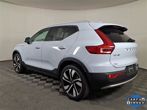 Used 2024 Volvo XC40 B5 Ultimate w/ Protection Package Premier image 7
