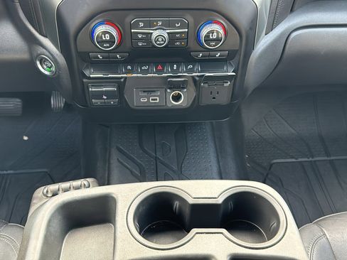 Used 2021 Chevrolet Silverado 1500 LT w/ Convenience Package II RWD image 33