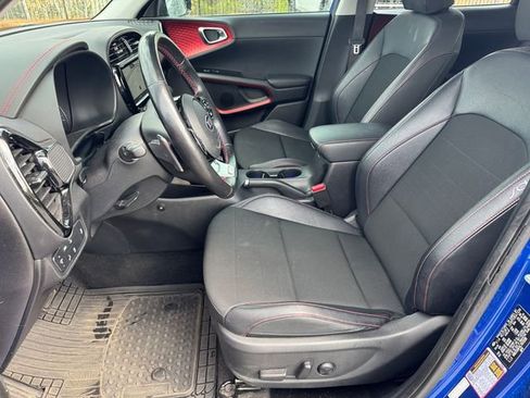 Used 2020 Kia Soul GT-Line Turbo FWD image 9