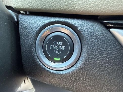 Certified 2024 Cadillac XT4 Premium Luxury w/ Active Safety Package FWD image 20