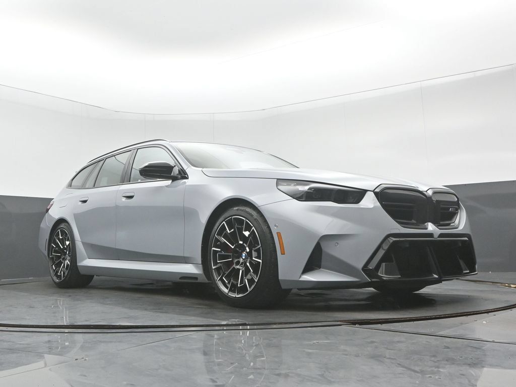 Used 2025 BMW M5 Touring w/ M Driver's Package AWD/4WD image 30