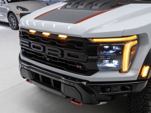Used 2025 Ford F150 Raptor w/ Equipment Group 803A Raptor R AWD/4WD image 31