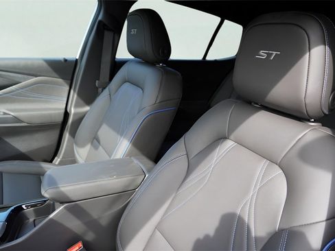 New 2026 Buick Envista Sport Touring w/ Convenience I Package image 10