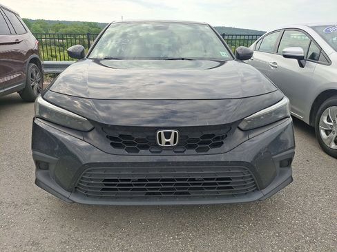 Used 2023 Honda Civic Sport image 2