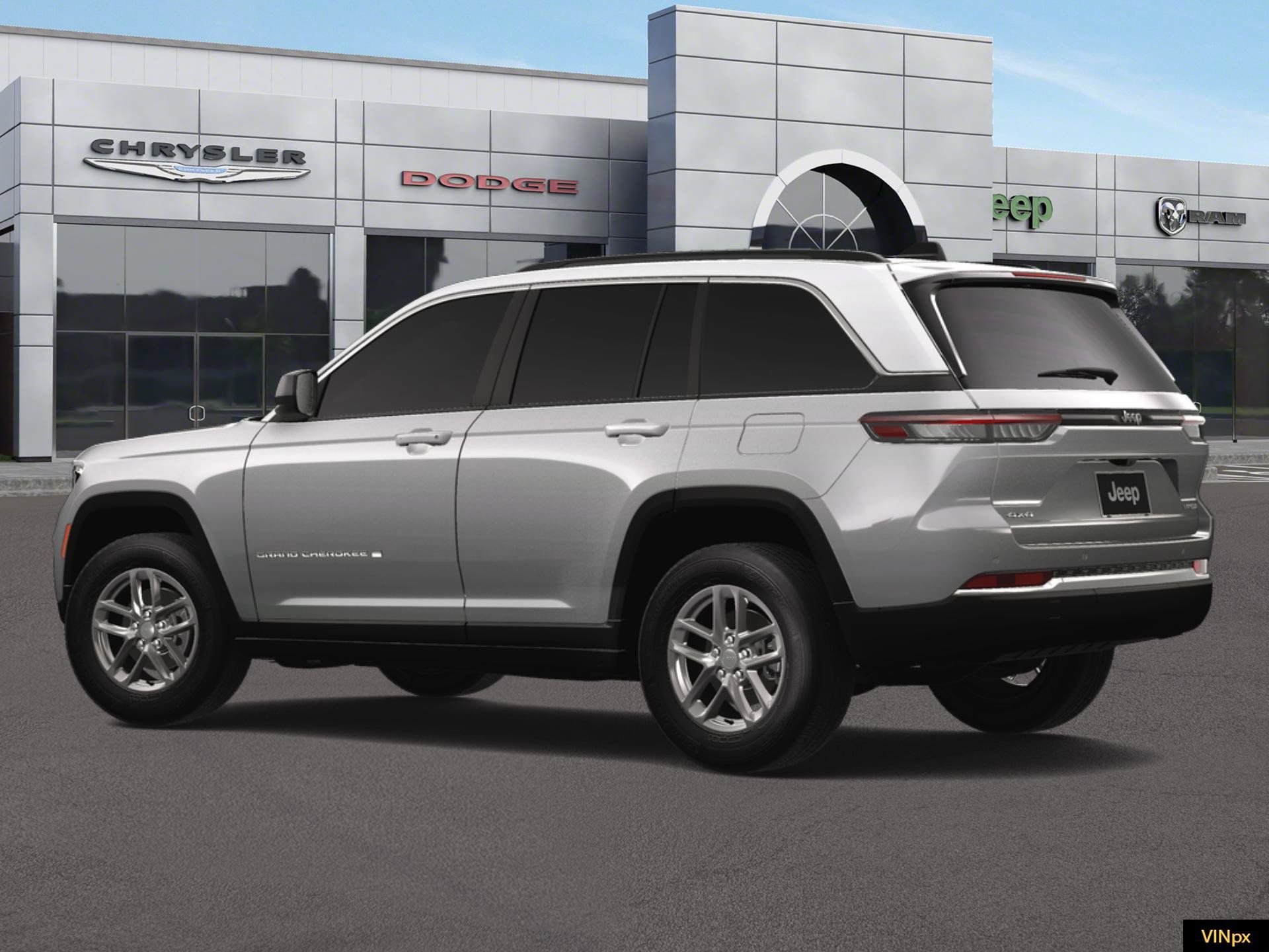 New 2025 Jeep Grand Cherokee Laredo X w/ Luxury Tech Group I AWD/4WD image 4
