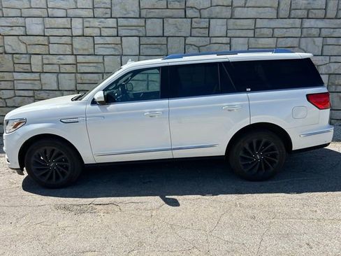 Used 2021 Lincoln Navigator Reserve AWD/4WD image 3