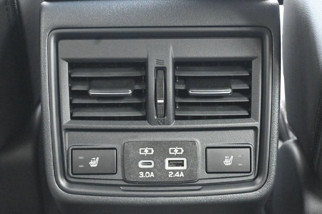 New 2026 Subaru Outback Limited AWD/4WD image 21