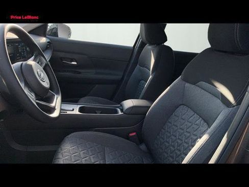 New 2026 Nissan Kicks SV w/ Cold Weather Package FWD image 9