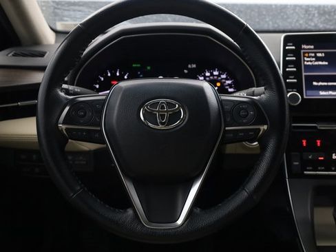 Used 2021 Toyota Avalon XLE w/ Carpet Mat Package (TMS) image 13