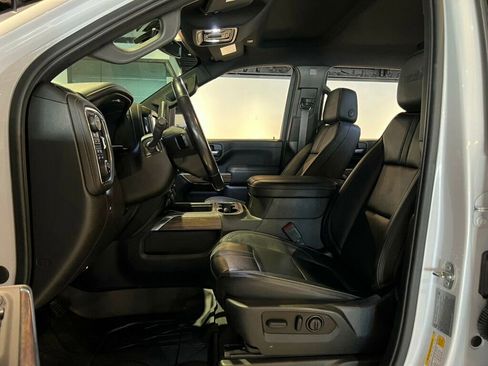 Used 2023 Chevrolet Silverado 2500 High Country image 15