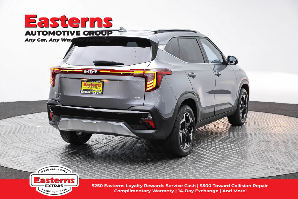 Used 2024 Kia Seltos EX AWD/4WD image 6