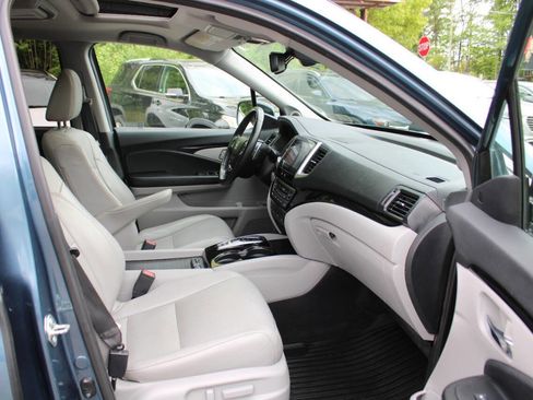Used 2016 Honda Pilot Elite image 34
