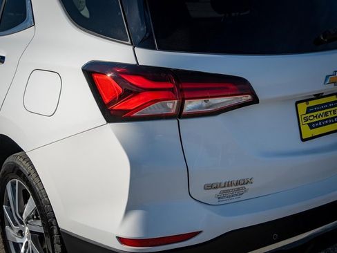 Used 2022 Chevrolet Equinox Premier image 9
