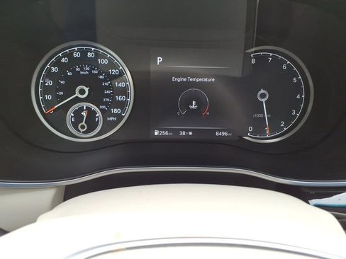 Used 2026 Genesis G70 2.5T Prestige RWD image 19