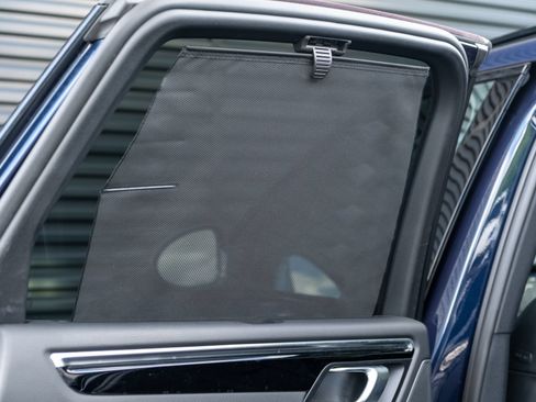 Certified 2023 Porsche Macan S AWD/4WD image 39