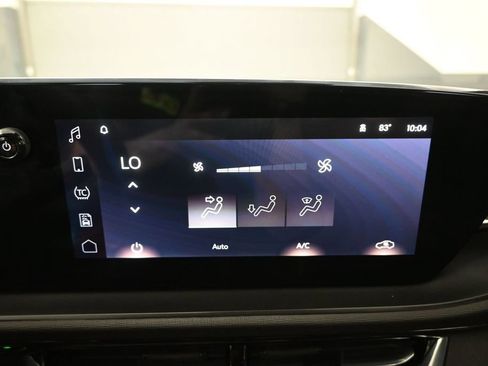 Used 2024 Buick Envista Sport Touring w/ Convenience I Package FWD image 10