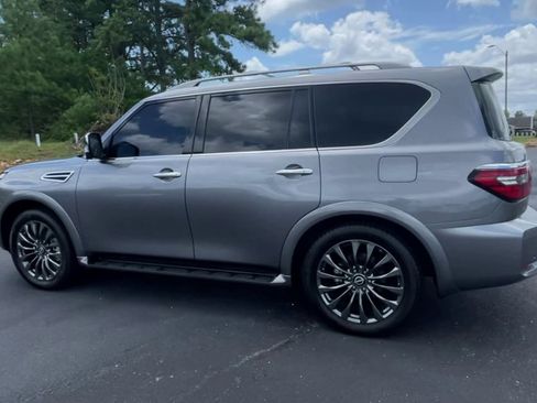 Used 2023 Nissan Armada Platinum w/ Captain's Chairs Package RWD image 6