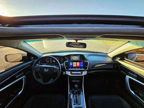 Used 2013 Honda Accord EX image 11