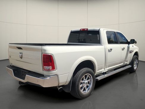 Used 2018 RAM 2500 Laramie w/ Convenience Group RWD image 7