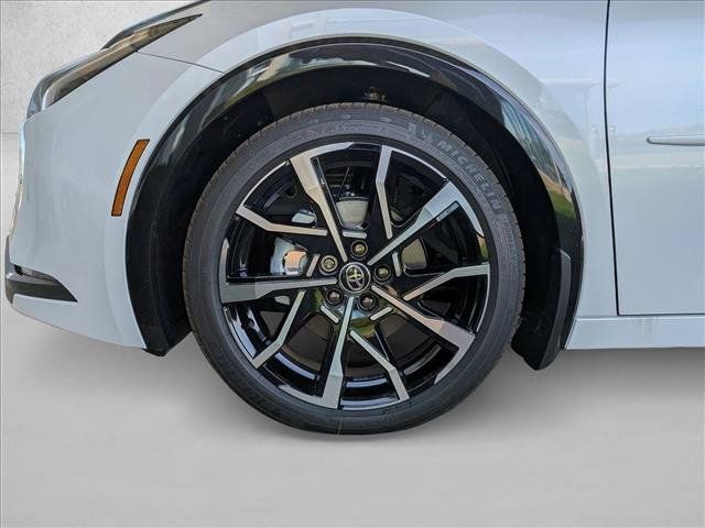 New 2026 Toyota Prius Plug-In Hybrid FWD image 10