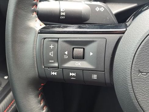 Used 2026 Nissan Kicks SR FWD image 35