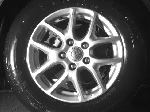 Used 2024 Chrysler Voyager LX FWD image 18