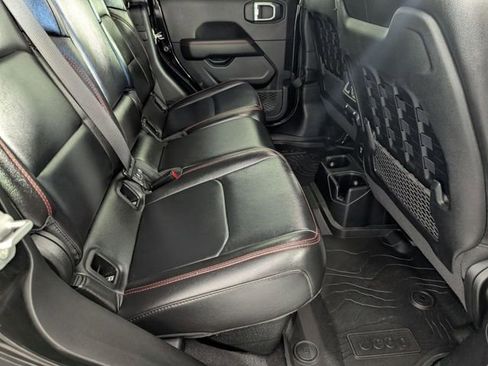 Used 2021 Jeep Gladiator Rubicon AWD/4WD image 30