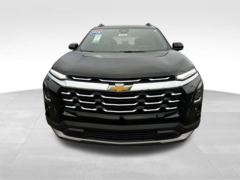Used 2025 Chevrolet Equinox LT w/ Convenience Package II image 33