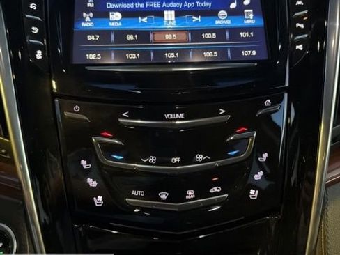 Used 2017 Cadillac Escalade ESV Luxury image 58