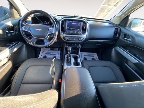 Used 2022 Chevrolet Colorado LT w/ Fleet Safety Package image 10